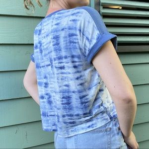 Cutest Knit blue tie dye striped Lucky shirt 🚙🪄😇